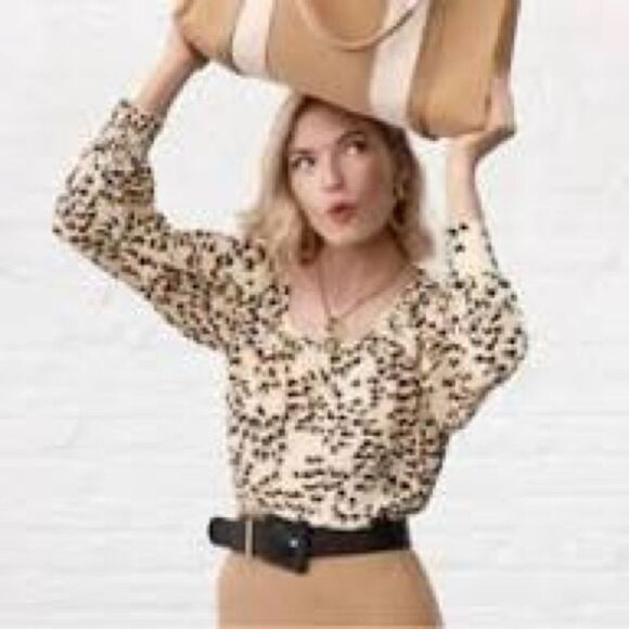 CAbi Round Trip Blouse Safari Print 4335 - Picture 2 of 9